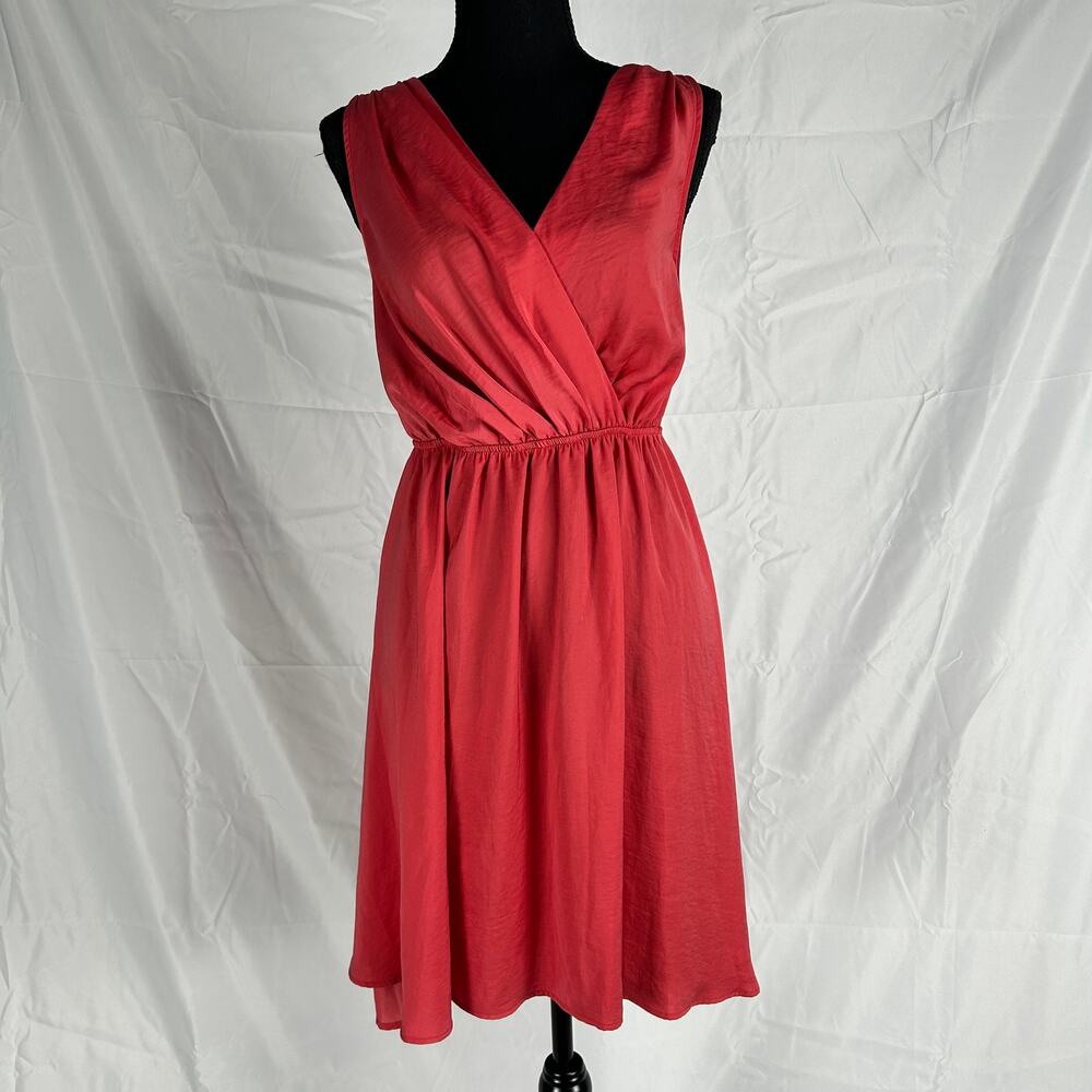 Tahari Fit & Flare Sleeveless V-Neck Dress Pink S